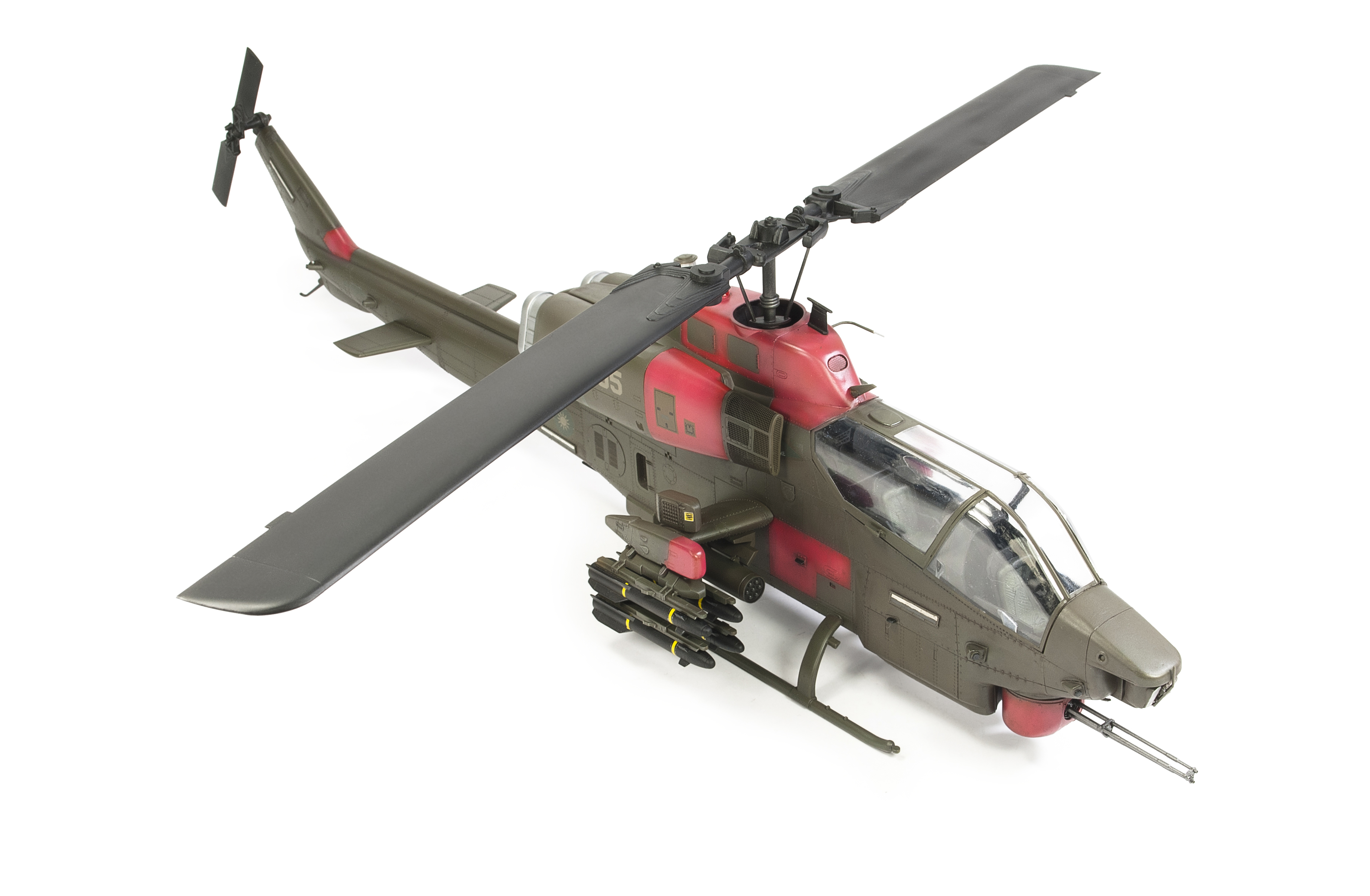 1/35 AH-1W スーパーコブラ 攻撃ヘリコプター NTSアップグレード 